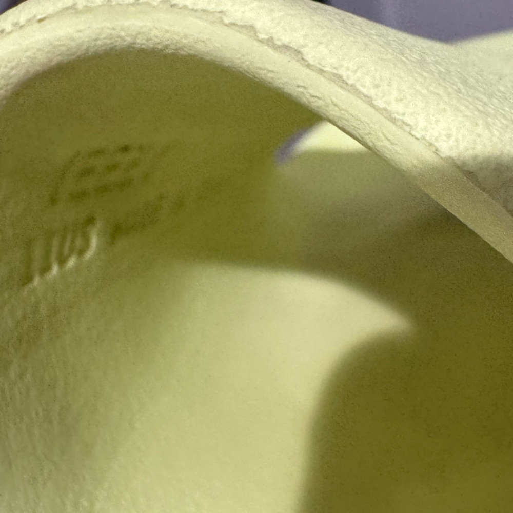 Adidas Yeezy Slides Glow Green Yellow Size 11 , no box, used - Picture 8 of 8